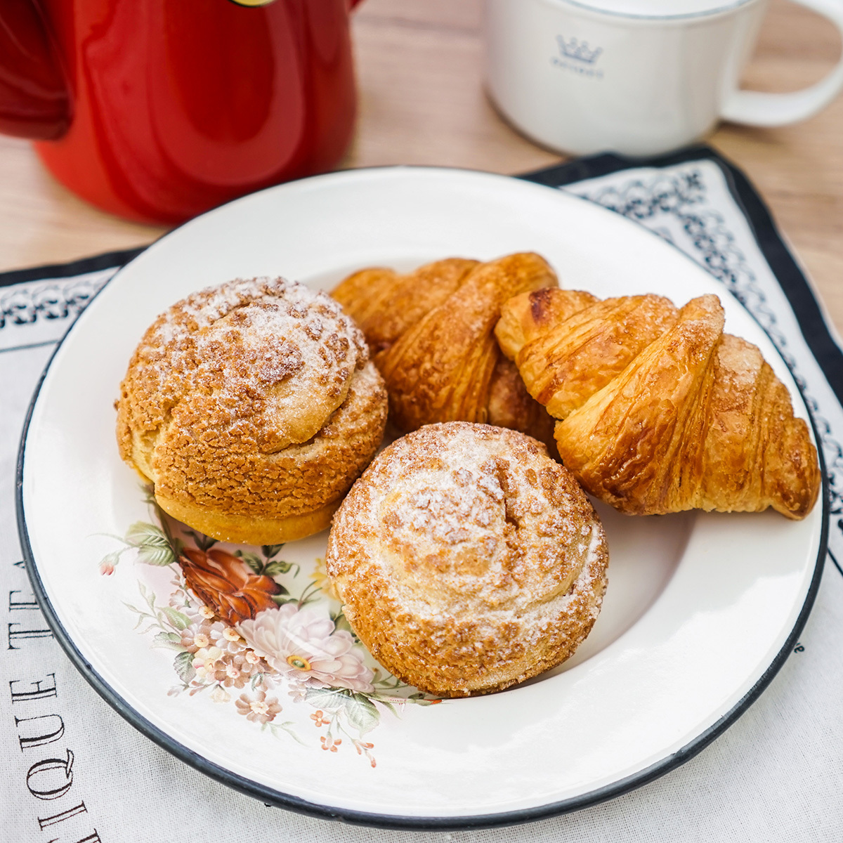 European flower thickened porcelain enamel plate fruit pan round dessert dish non ceramic dish baking tray ovenware comal