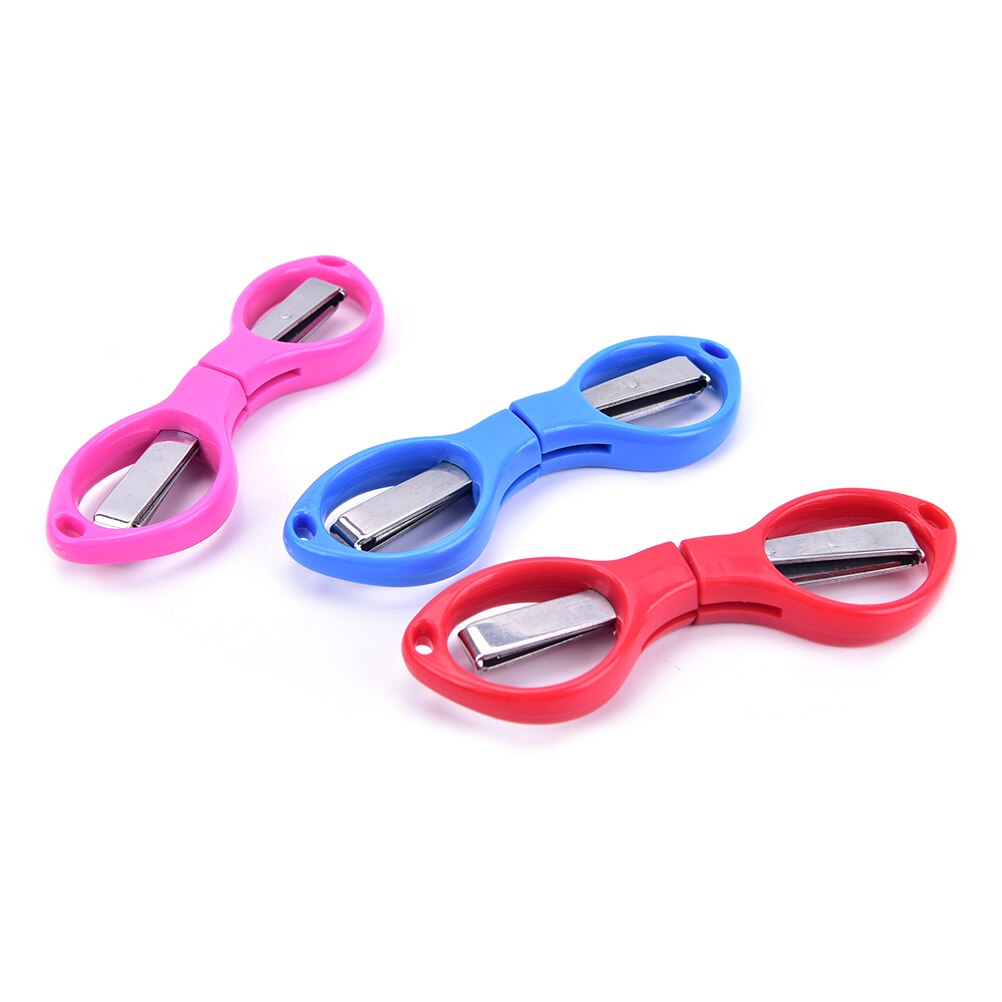 1 uds, tijeras plegables de acero inoxidable, llavero de tijera de pesca, minicortador de Camping, papelería escolar, al azar