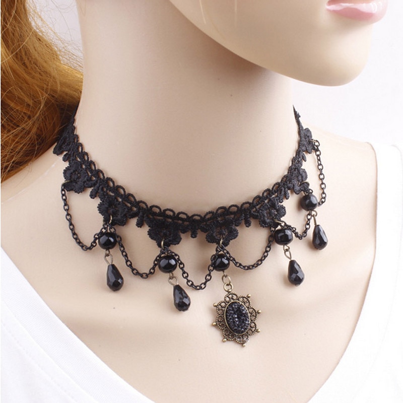 Girocollo gotico del merletto della ragazza degli accessori dei gioielli del collo della signora per la collana delle perle del fiore regale di modo Sexy d'annata delle donne