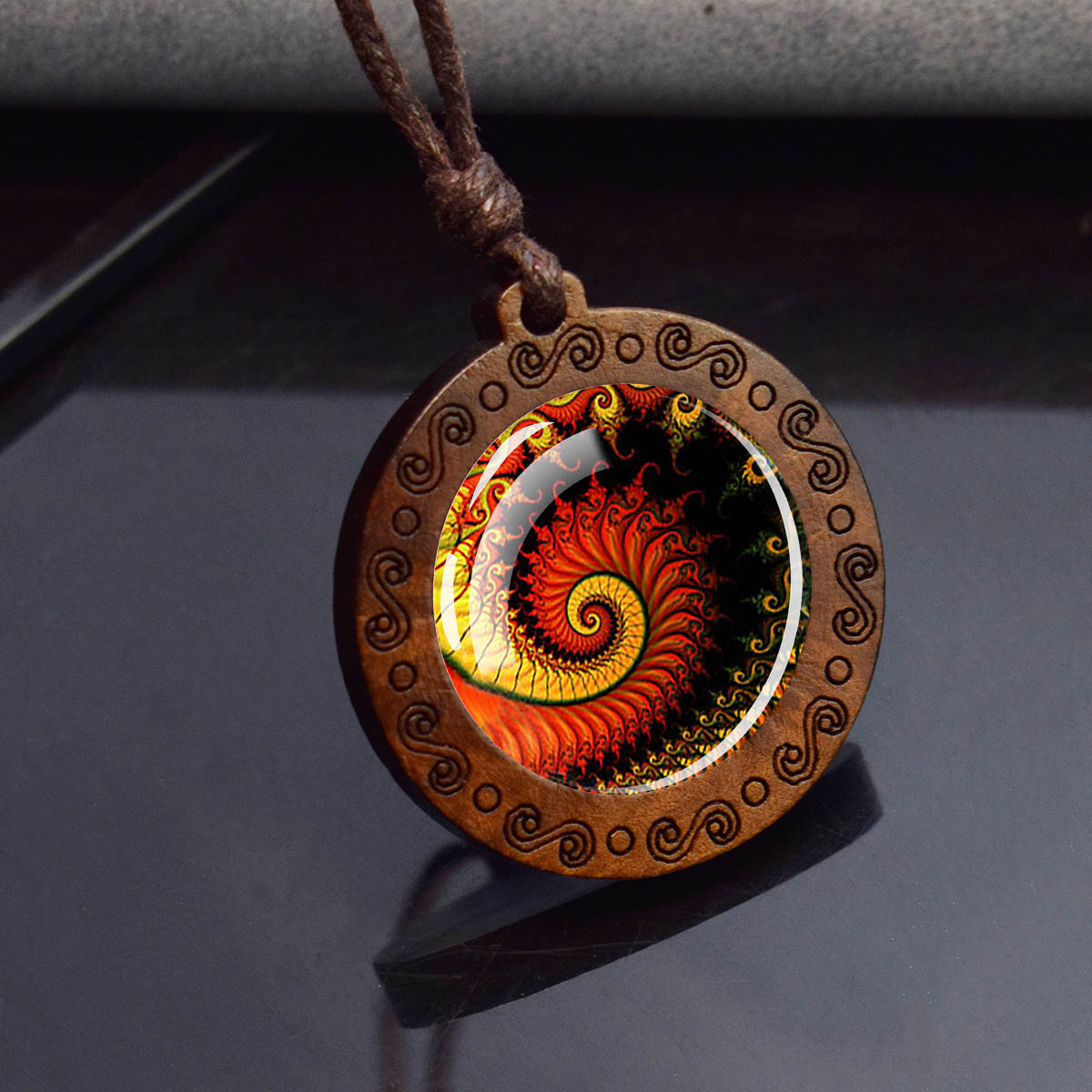 Sri Yantra Mandala Glas Halskette Holz Anhänger buddhistische heilige Geometrie Schmuck spirituelle Yoga: Rhodium überzogen