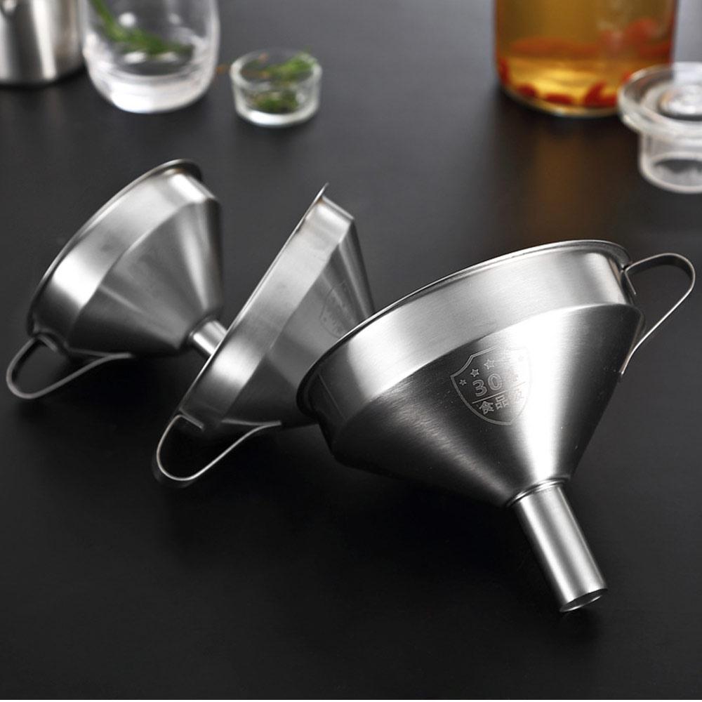 Stainless Steel Funnel Kitchen Oil Liquid Funnel Metal Funnel with Detachable Filter Wide Mouth Funnel for Canning Kitchen Tools