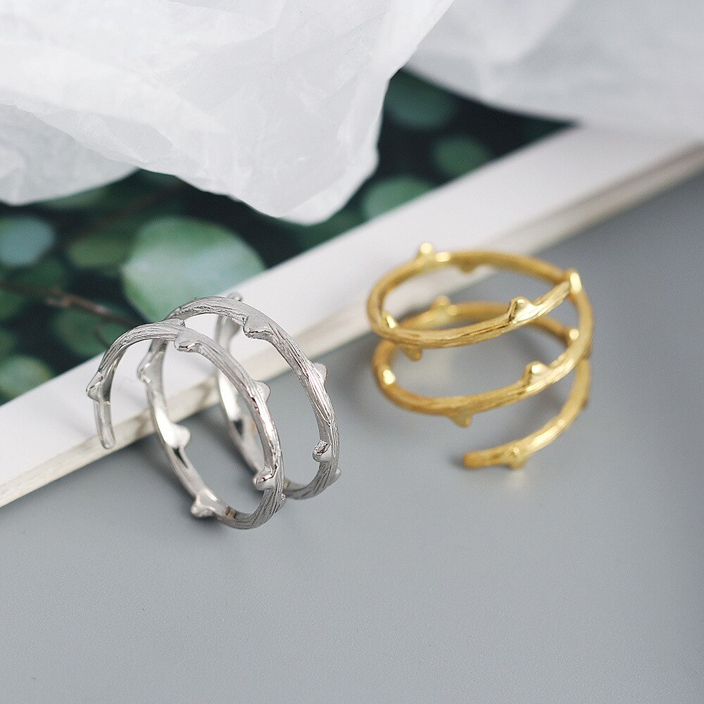 Gold spiral rings for women , 925 sterling silver chips, stackable rings, minimalist dainty jewelry, hypoallergenic jewelry