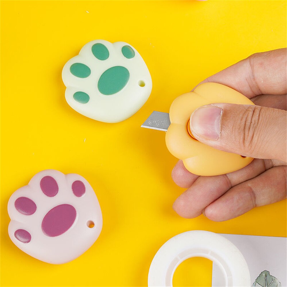 1pc Kawaii Cat Claw Utility Knife Mini Retractable Paper Cutter Box Cute Cartoon Knife Knives Stationery School Office Home