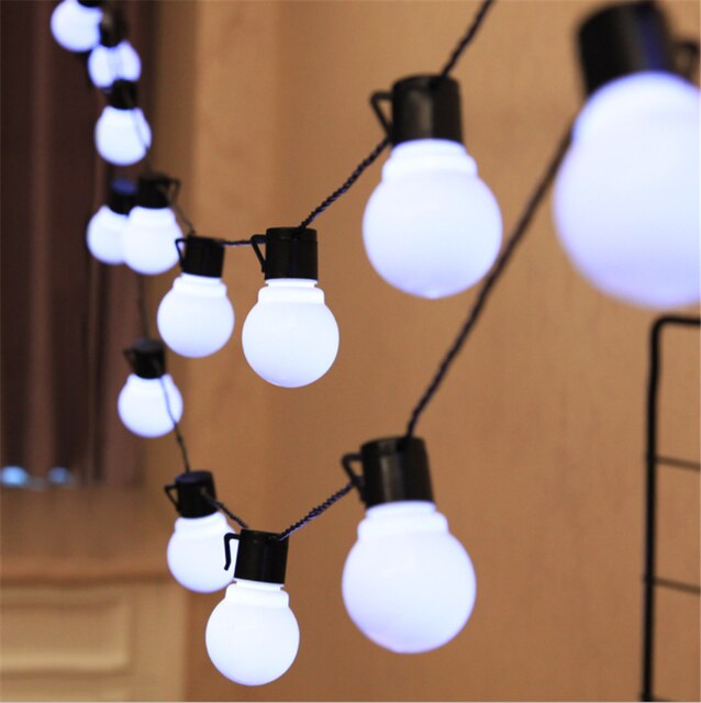 2.5m 5m 10m 5cm stor kugle led lyskæde udendørs julekugle balloner fe lys bryllupsfest år havekrans: Hvid / 5m 20 lysdioder