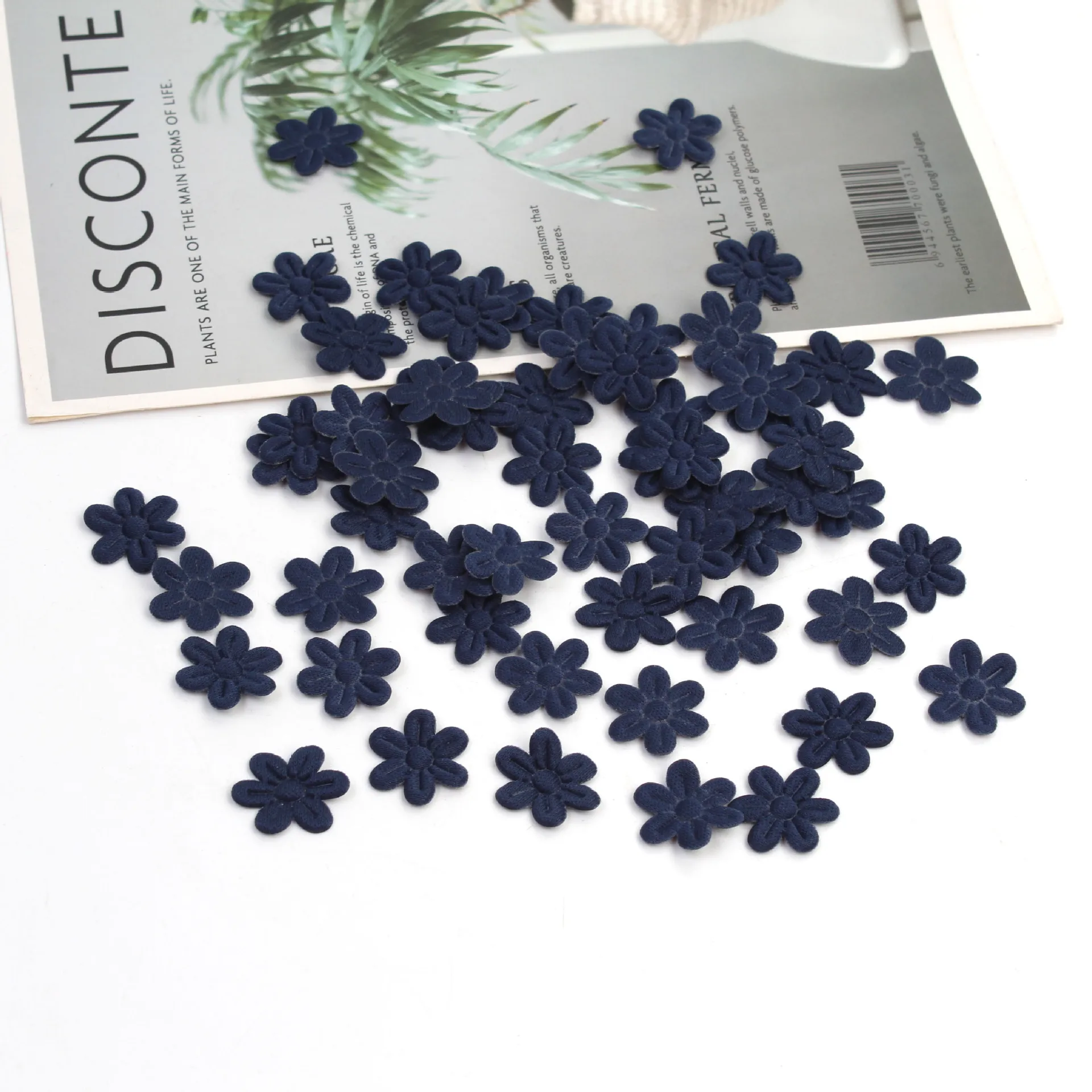 100 stücke sechs blättrige Blume Filz Stoff Prägung DIY NäHenne Handwerk Haarnadel Hand gefertigte Materialien Stoff Flecken Hochzeit Wohnkultur: Burgunderrot