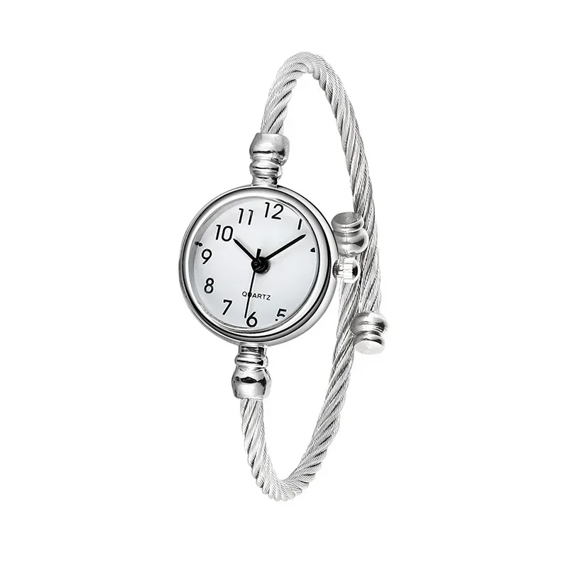 Kvinnor herr kvartsklocka herrklockor lyxiga klassiska retro armbandsur med stora diamanter: Gul