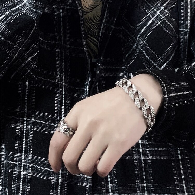 Pulsera de cadena de Cuba para hombre y mujer, brazalete de Metal con personalidad, estilo Hipster, moderno, Saimico de aleación de hierro