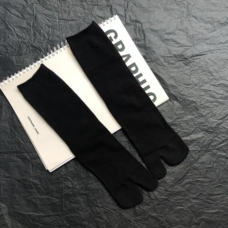 Calcetines de algodón peinado de con punta abierta, calcetines Unisex simples y cómodos de dos dedos, calcetines Tabi japoneses Harajuku para hombres y mujeres: Negro