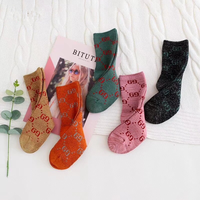 spring for men and women and summer fashionable breathable multi-color letter cotton socks 5 pairs/piece