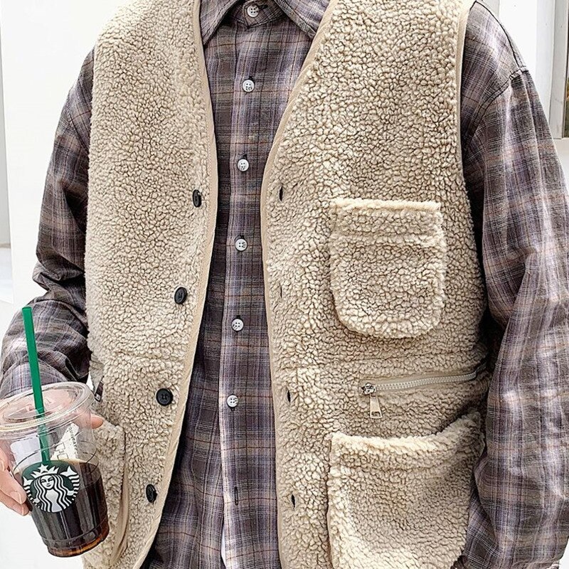 Winter Lam Haar Vest Mannen Warme Mode Effen Kleur Multi-Pocket Tooling Vest Mannen Street Wear Losse Koreaanse dikker Vest Heren