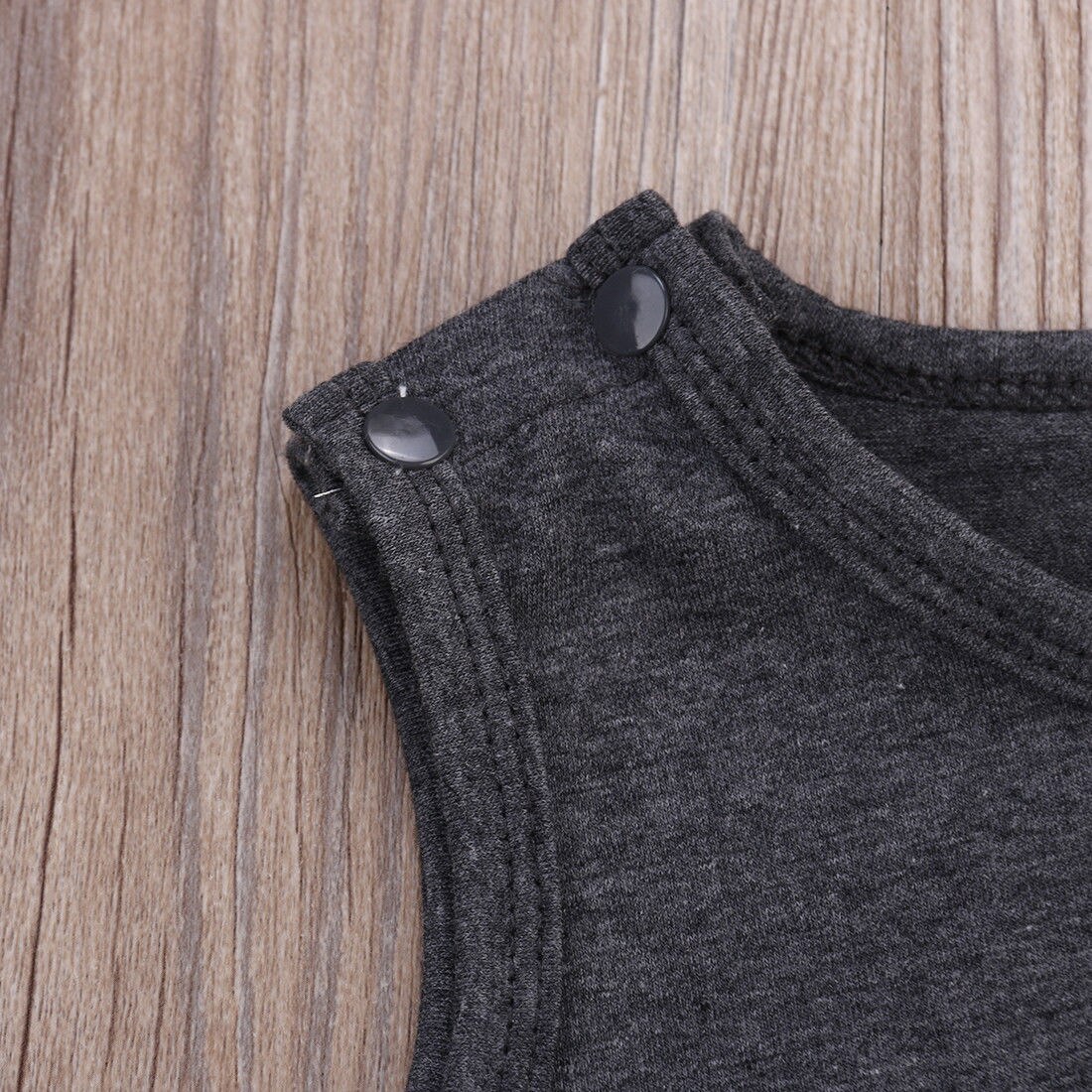 Nuove neonate di estate globale senza maniche grigio senza maniche delle tute per bambini infantil bebes neonato tuta abbigliamento