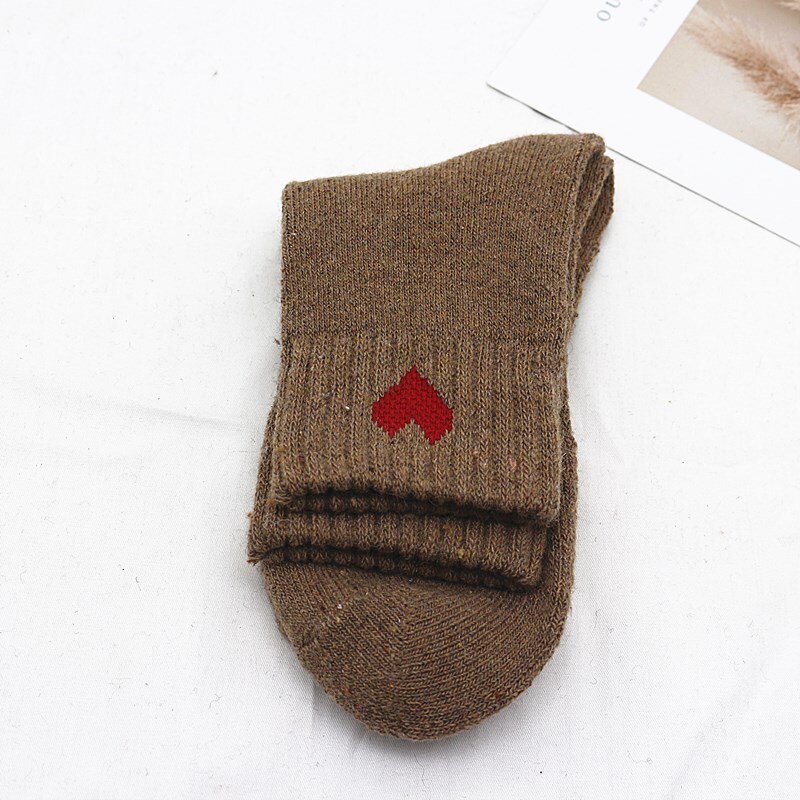 Kvinnors vinterförtjockade varma yllestrumpor med broderier hjärtformade retro kashmirstrumpor 5 par: S1