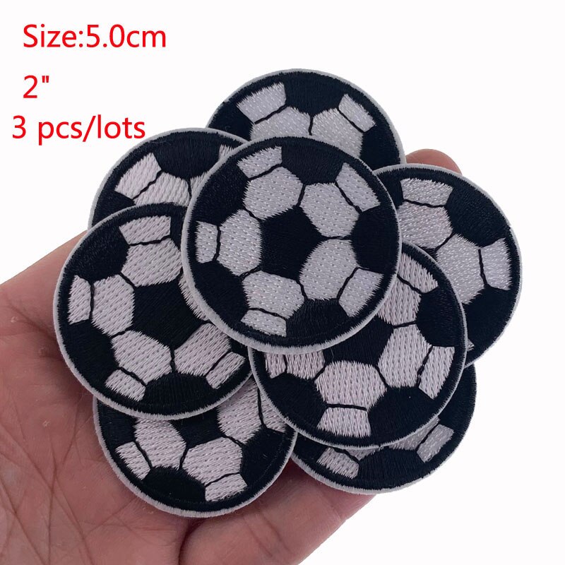 3/4/5cm fodbold mønster broderi patches hotfix motiv applikationer stryge patches badge klistermærker til tøj tilbehør: 5.0cm