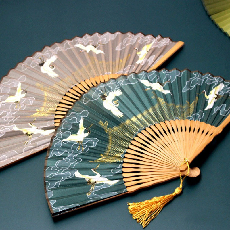 1Pc Folding Fan Crane Decoratieve Ambachtelijke Bamboe Zijde Chinese Hanfu Accessoires Opvouwbare Lady Fotografie Props Thuis Ornamenten Fan