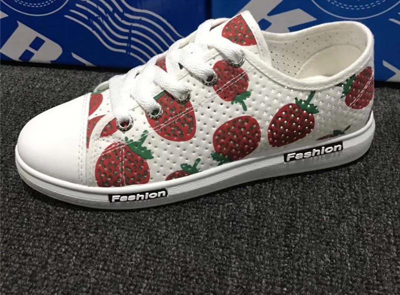 Strawberry casual skor canvas fritidsskor studentskor sneakers dam skor kvinnor sneakers 36-39