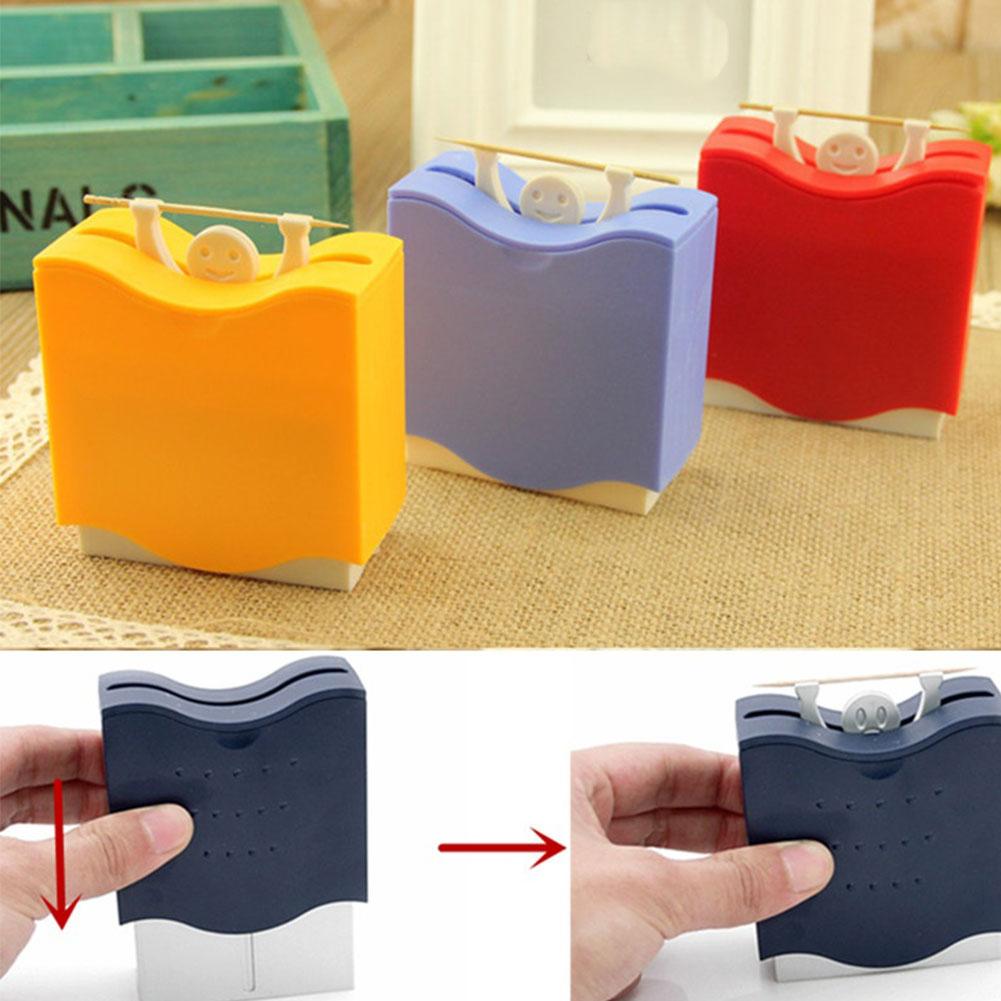Tandpetare hållare 1 pc automatisk tandpetare hållare tecknad hercules box hem container tillbehör