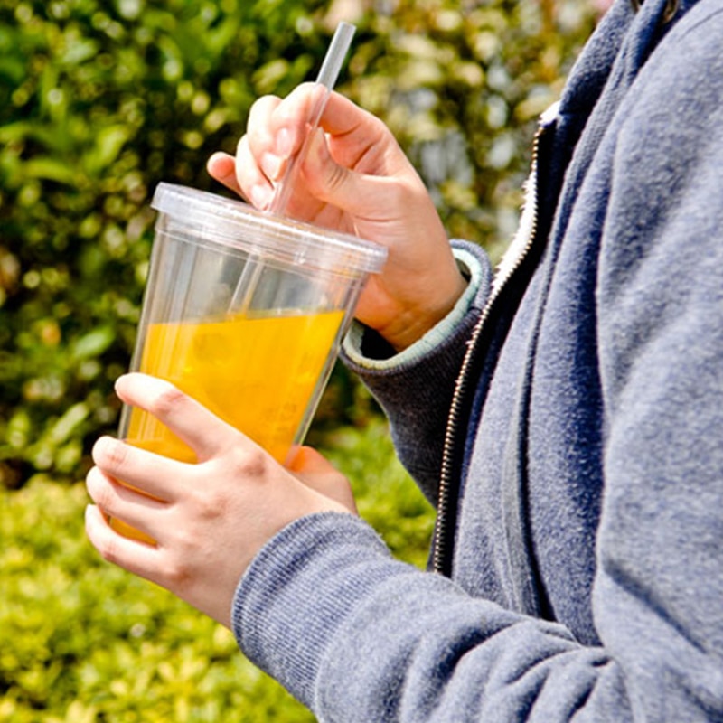 Resmugg med halm återanvändbar smoothie plast iskärl dubbelväggad iskall dryck kaffe juice te kopp