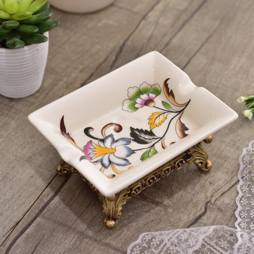 Estilo clássico europeu de cerâmica pastel pequena caixa sabão prato do banheiro hotel personalidade criativa moda sabão prato 4043