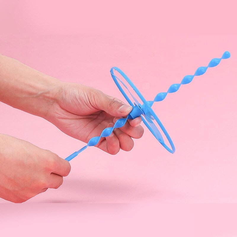 Mini Twist Trekkrachtkoord Vliegende Schotels Educatief Speelgoed Outdoor Game Pasen Kids Vliegende Plastic Speelgoed Balans Vogel