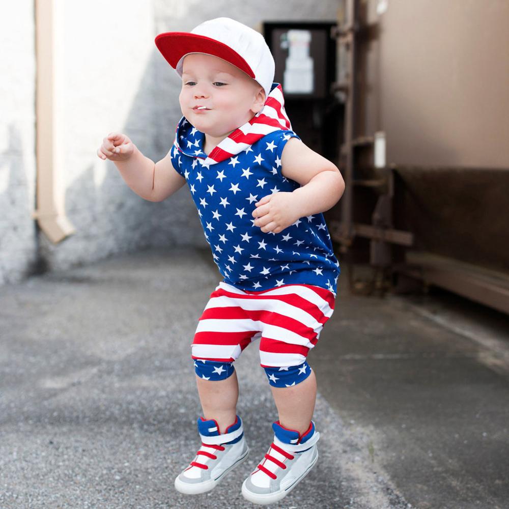 Del bambino Del Bambino Dei Ragazzi Abiti Set 4th of July Stelle A Strisce Patriottica Con Cappuccio Magliette E Camicette Shorts Abiti Americano Independence Day