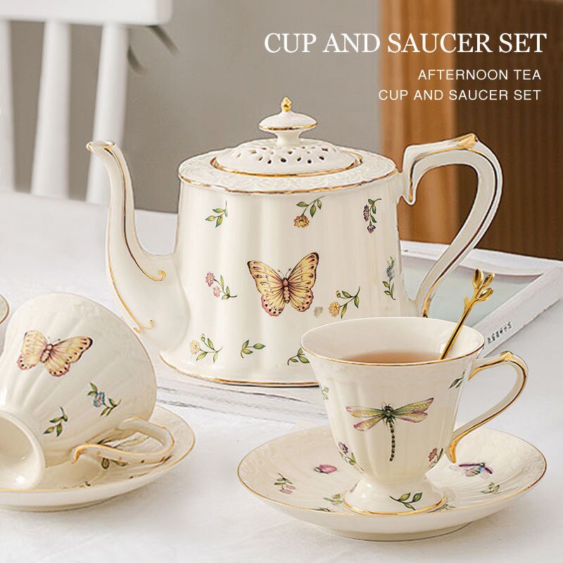 Butterfly Insect Pattern Coffee Set Europe Porcelain Tea Set 800ml Bone China Pot Ceramic Cup and Saucer Retro Luxury