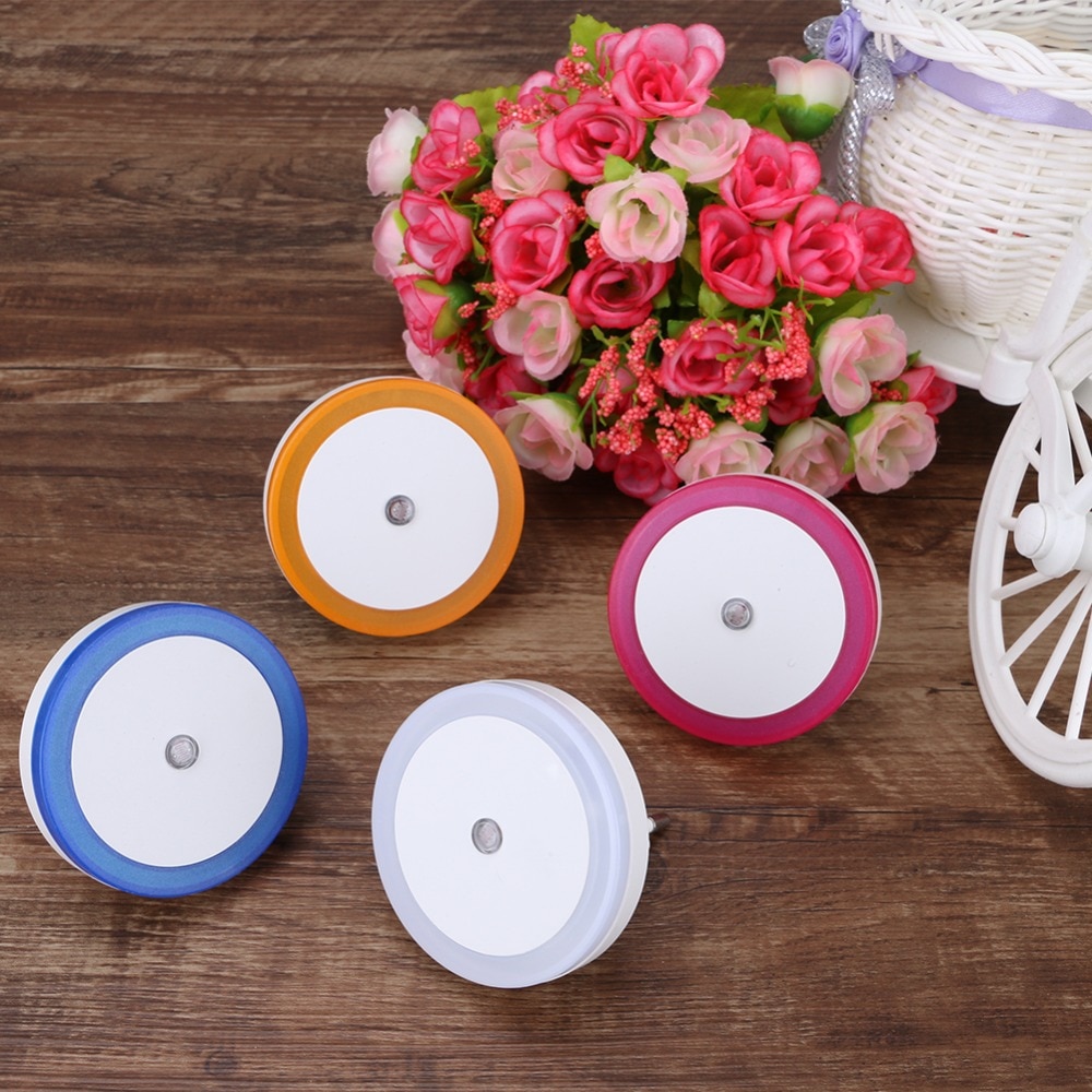 Light Sensor Controle Nachtlampje Armatuur Schemeringsdimmer Sensor Slaapkamer Inductie Plug-in LED Lamp Voor Baby Hal keuken Muur