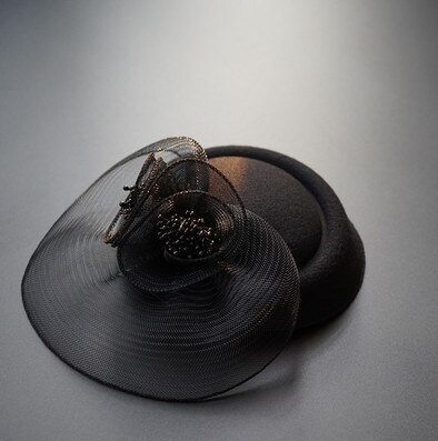 Accessoires de Mariage chapeau de mariée fête de Mariage femmes chapeau fleur brésil russie chapeau melon pas cher Vintage Mariage chapeau de mariée: black