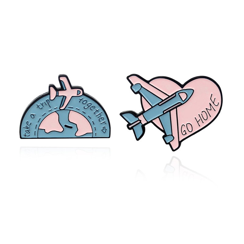 Spille per aereo aereo Spille da bavero smaltate Giacca Demin Spille da viaggio Borsa Cappello Distintivi Gioielli Regalo per coppia: Placcato in Platino
