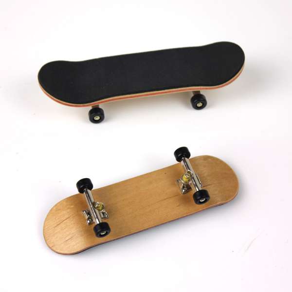 Ahorn træ finger skateboard gribebræt nyhed legetøj leje hjul skid pad: 1