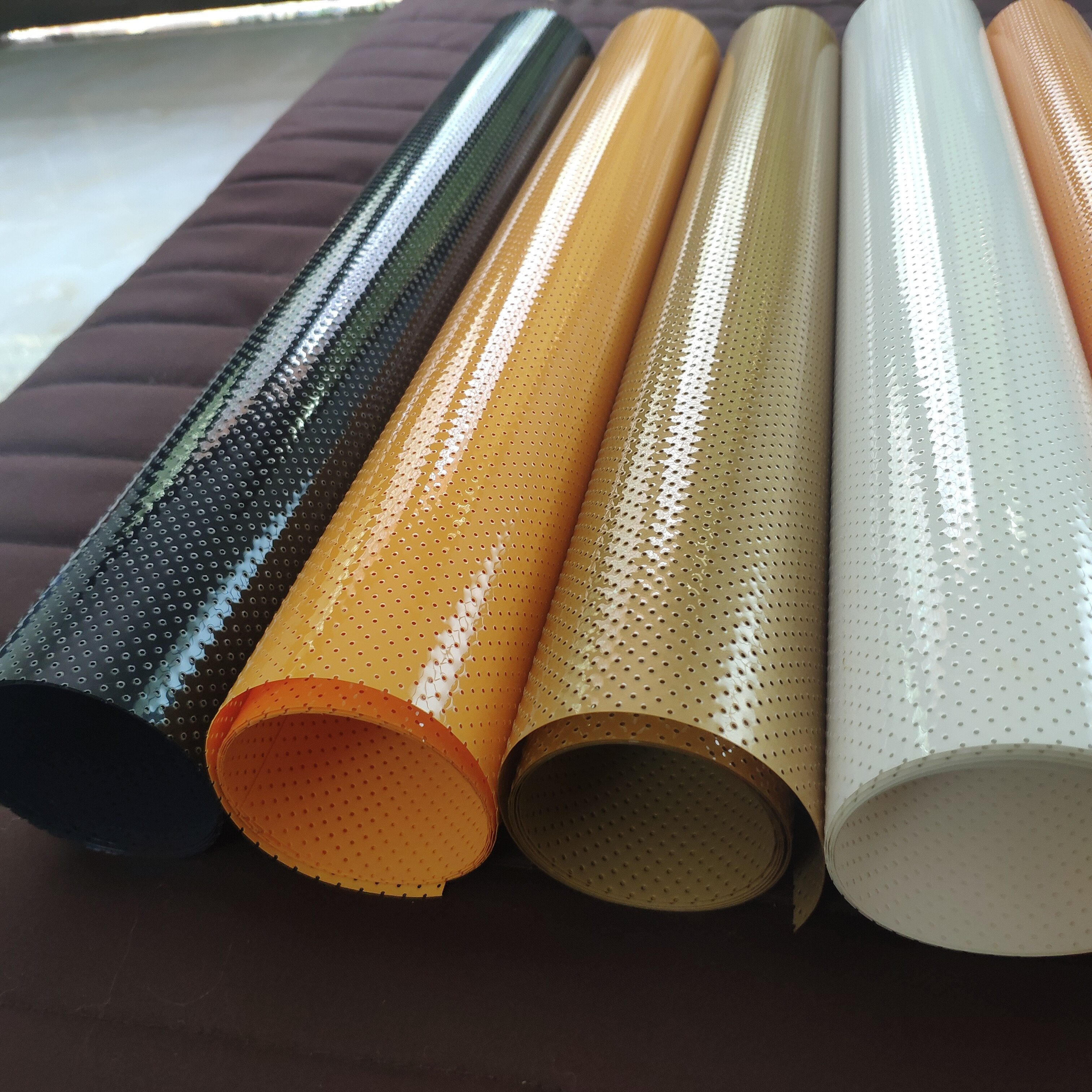 25cmx100cm Vent Hole PVC Heat Transfer Vinyl Cutting Film Cutter Press Iron-on for Textile T-shirt