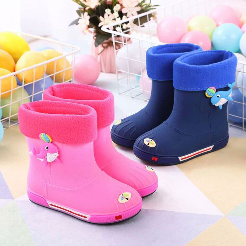 Versión coreana de botas para lluvia para niños de dibujos animados botas de lluvias para bebé antideslizante color sólido 2-8 años de edad niños y niñas zapatos de agua