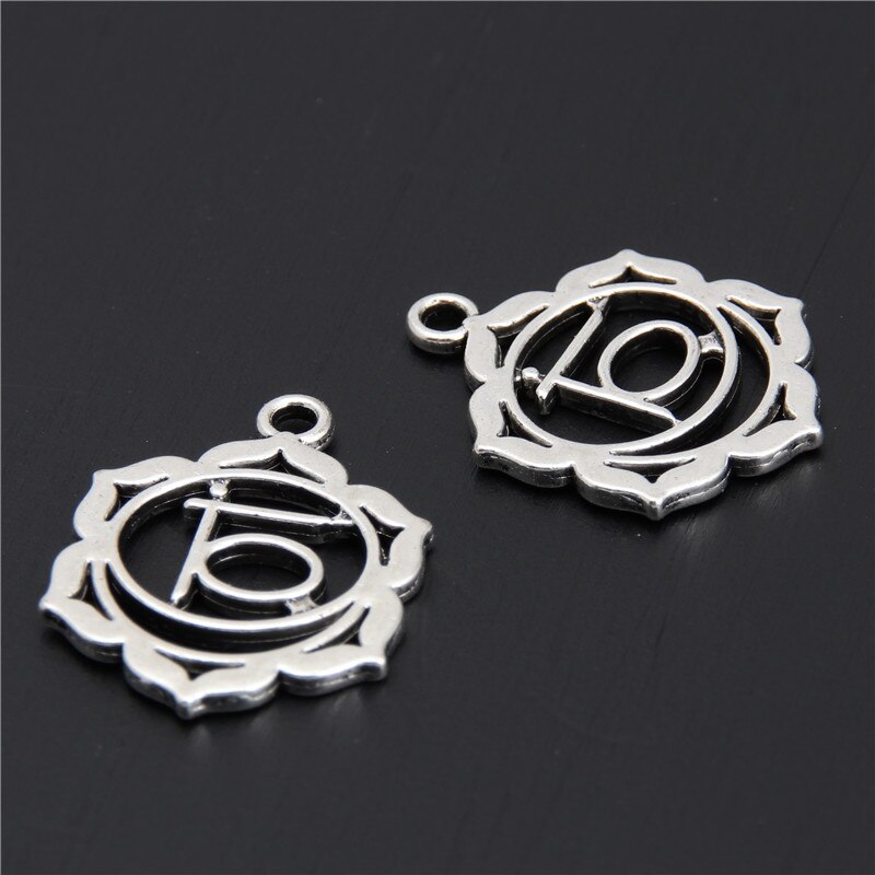 7 abalorios de Color plateado para hacer joyas, colgante de Mandala, Yoga, OM, budista, de Metal, 7 uds.: A2912