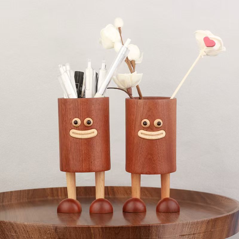 HeMu Cute Cartoon Wooden Pen Holder with Legs, Smiley Face Desk Organizer for Pens, Pencils and Makeup Brushes