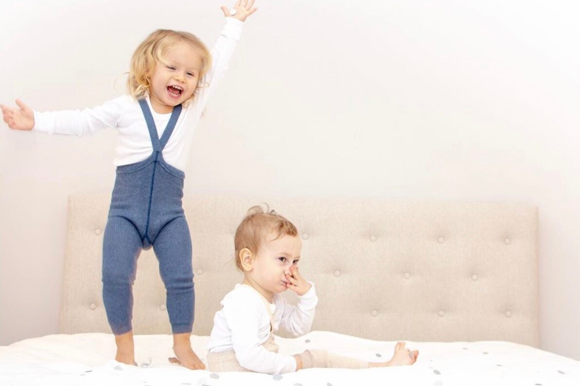 Baby selebukser ss mærke efterår vinter drenge piger solide søde overalls til småbørn strikkede bomuldsoveralls bukser til børn: Blå overalls / 2-3 år