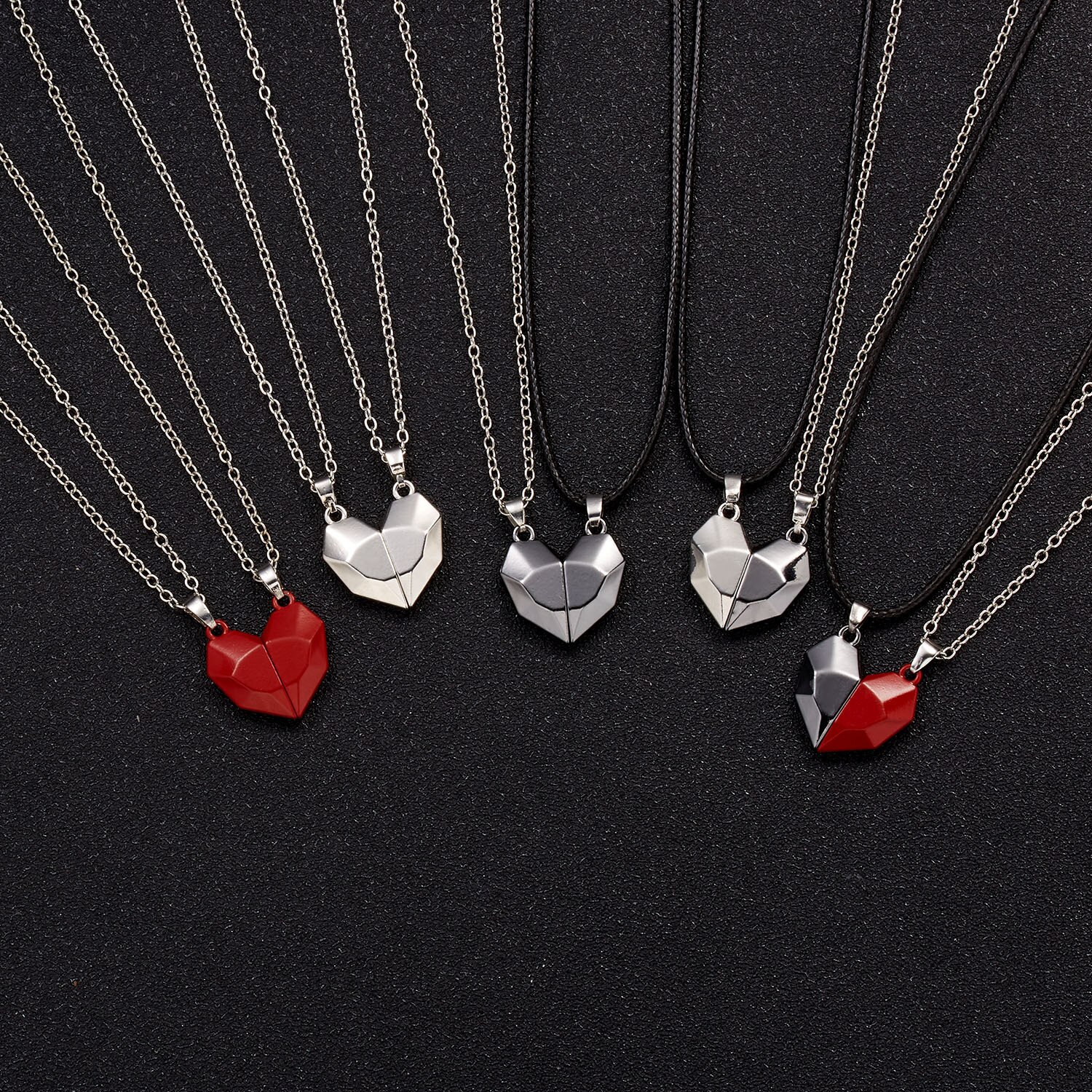 2Pcs Magnetic Couple Necklace Lovers Heart Pendant Distance Faceted Charm Necklace Women Men Valentine's Day Jewelry