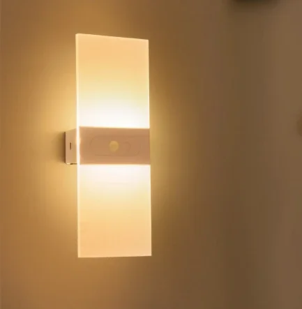 Indendørs magnetisk monteret genopladelig berørings- eller pir-bevægelsessensor natlampe dekorativ led-lampe til sengebordet væglampe: < 2700k / 0-5w / Hvid