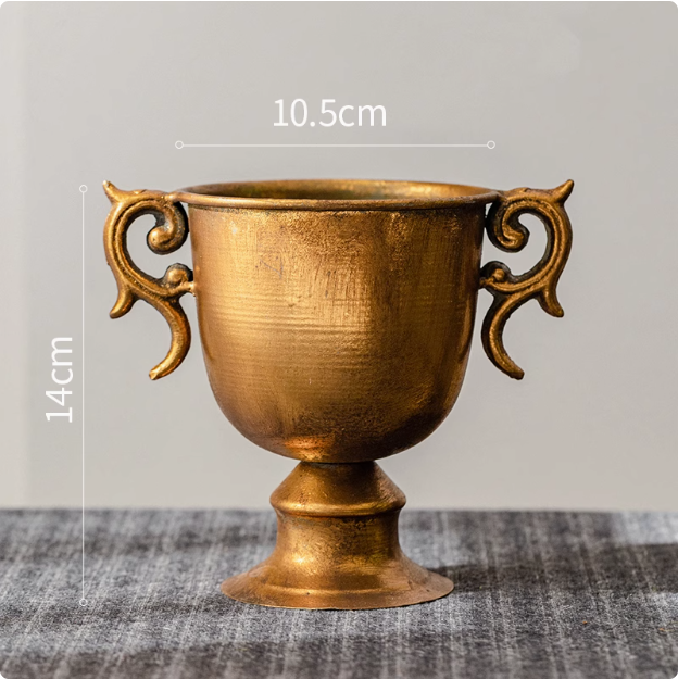 Jarrón de copa de hierro Retro europeo, decoración del hogar, sala de estar, arreglo de figuritas de flores, artesanías, adornos de maceta de Metal para Hotel: Morado