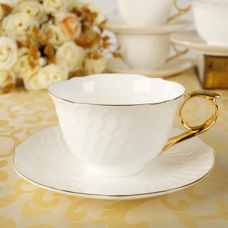 Enkele Nordic Koffiekopje Schotel Lepel Set Bone China Britse Cafe Porselein Thee Cup Geavanceerde Tasse Een Cafe Keramische Theekopje EE50BD: E