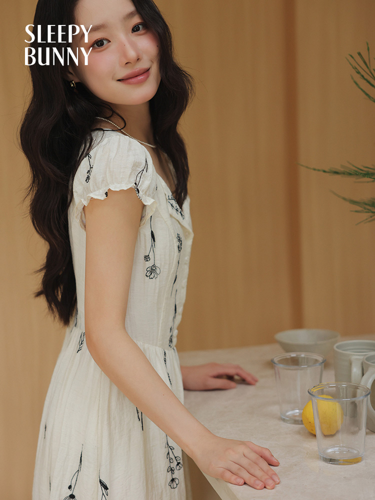 Vestido de lino bordado Floral francés para mujer, vestido largo acampanado de manga corta con cuello en V, vestido ligero con cintura, uso diario