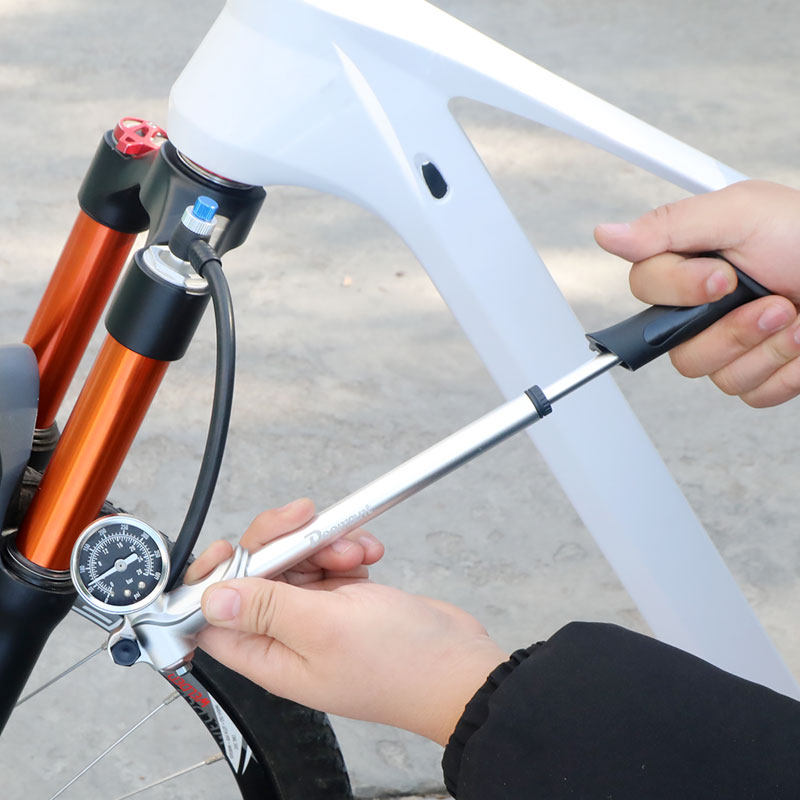 400 psi Hochdruck-Luftpumpe mit Manometer für Vorderradgabel, Stoßdämpfer, MTB, Fahrrad, Presta, Schrader, Ventil, Inflator, drehbarer Schlauch