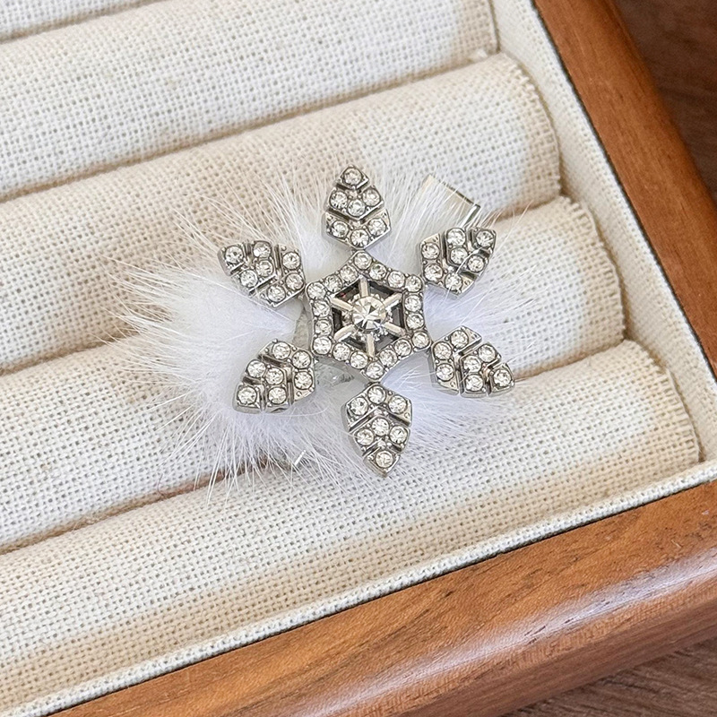 Christmas Rhinestones Snowflake Hair Clips Winter Pearl Crystal Metal Hair Pins For Woman Girls Sweet Barrettes: black