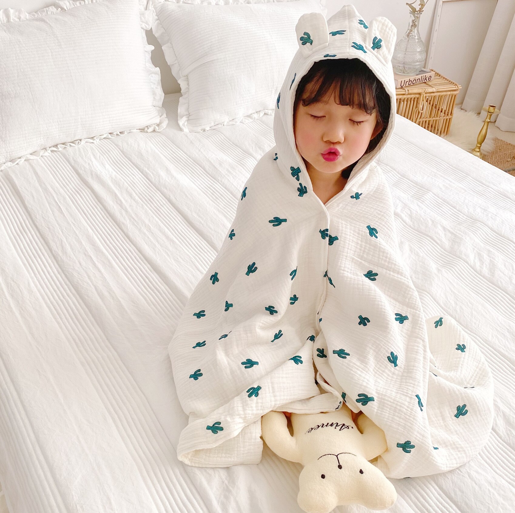 Kids Katoen Gaas Handdoek Mode Print Met Hoed Dekens Zomer Quilt Dunne Airconditioning Baby Meisjes Jongens Badjas BBX062: BBX062-D-Four layers