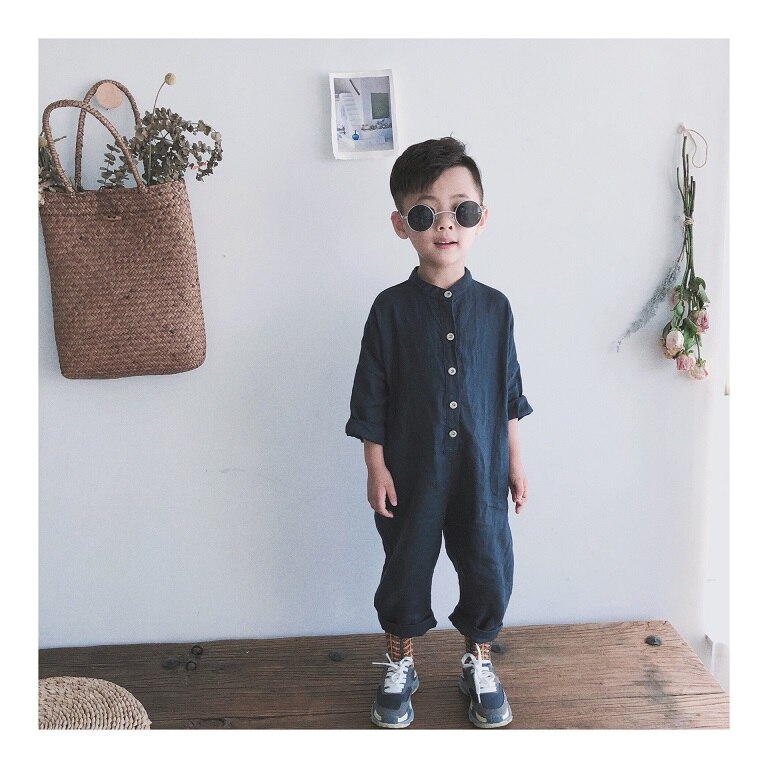 Vår unisex barnedresser bomull lin løse bukser koreansk stil baby gutter jenter jumpsuits barneklær: Marineblå / 3t