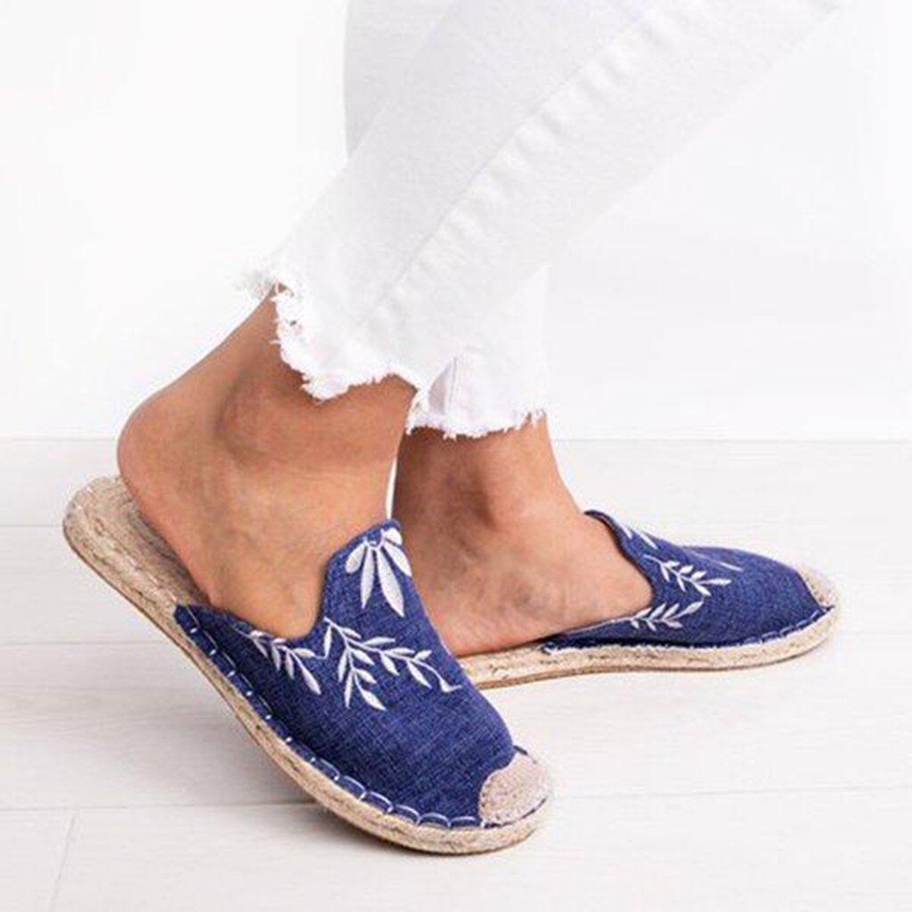 Sandales plates brodées pour femmes, chaussures décontractées à bout rond, pantoufles en paille brodées