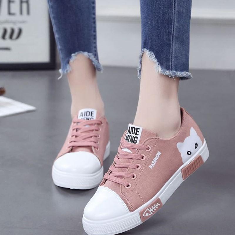 Kvinder flad tegneserie lærred sko sommer hvid snøre student board sko damer fritidssko kvindelige sneakers: Lyserød / 39
