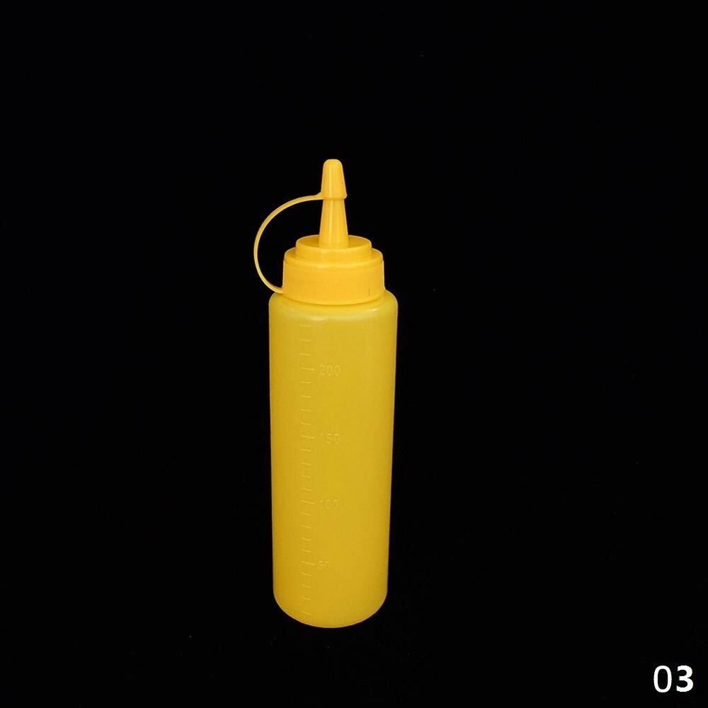 Condiment Squeeze Bottles Sauce Squirt Bottle with Twist On Cap Lids Ketchup Mustard Mayo Sauces Oil Bottles Kitchen Gadget: 8oz-Yellow