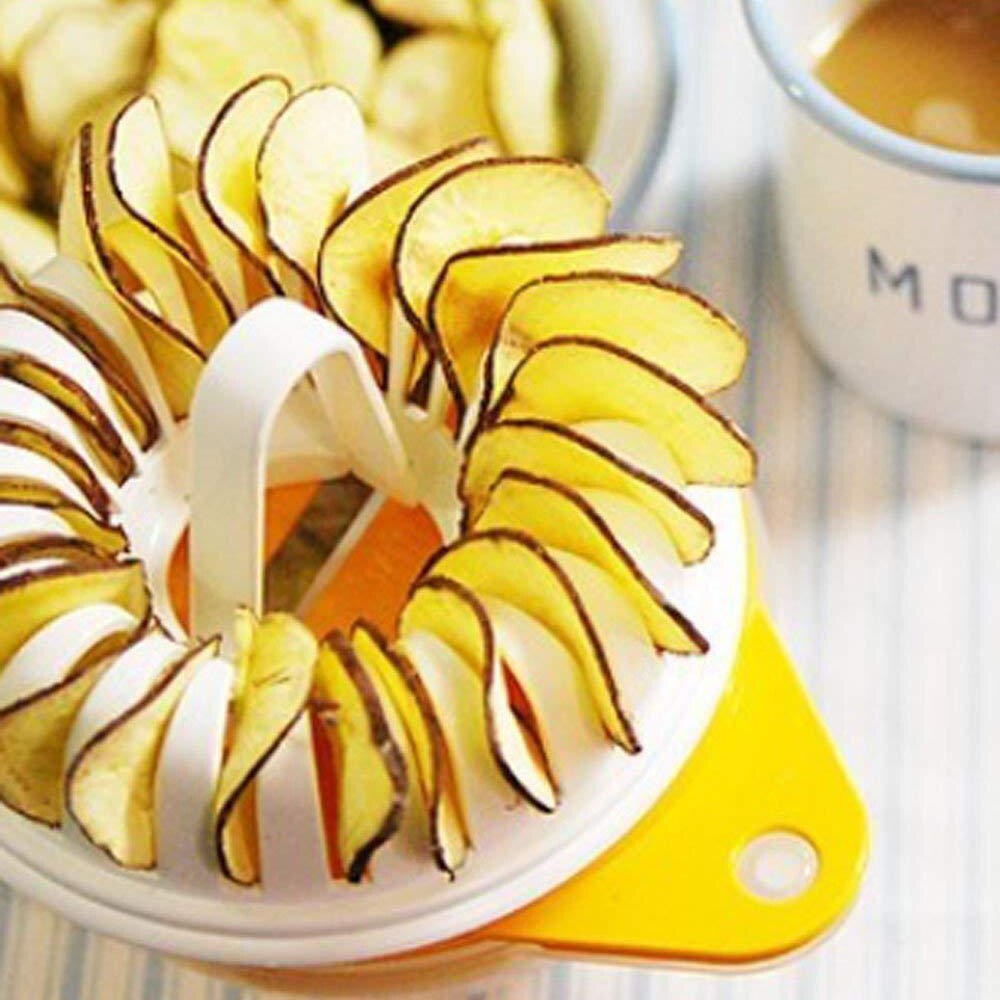 Microwave Oven Fat Potato Chips Maker Vegs Fruit Potato Crisp Chip Slicer Snack Maker DIY Set Tray Kitchen Tool Random Color