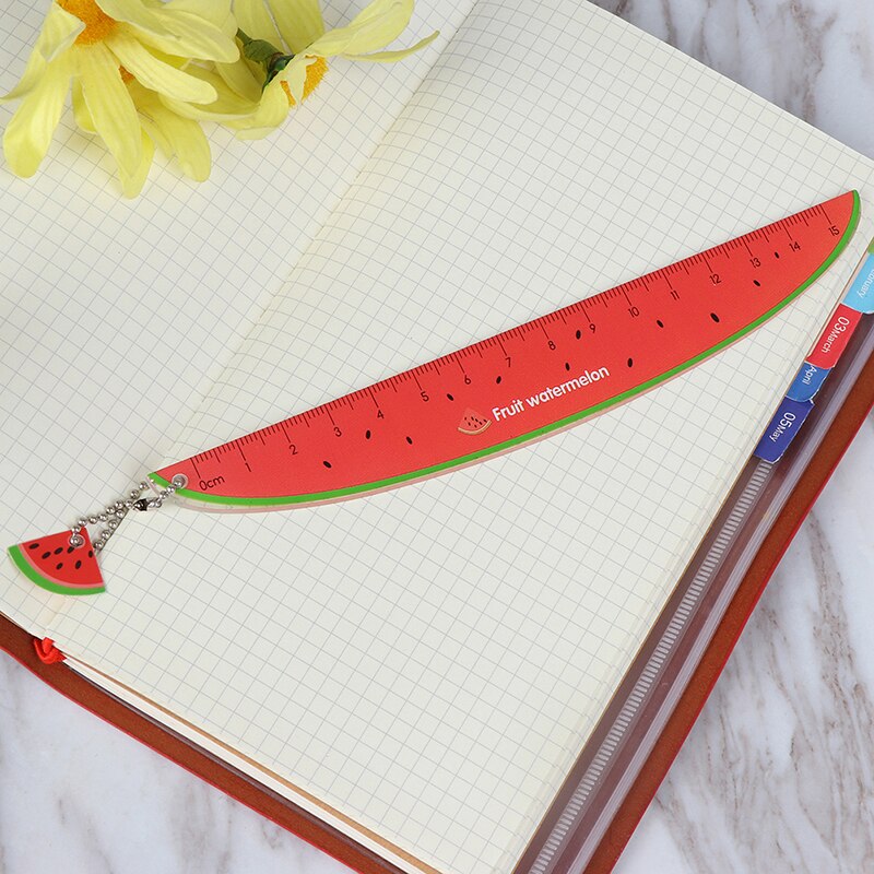 Plastlinjaler rakt mätverktyg söta fruktmönster skolmaterial 17cm * 2.5cm