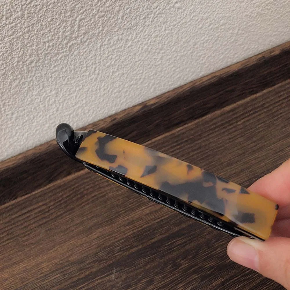 1Pcs Vintage Banaan Haar Clip Vrouwen Lui Haar Kam Clips Vis Vorm Haar Klauw Clips Haar Haarspeldjes Haarspelden Haar accessoires: D1