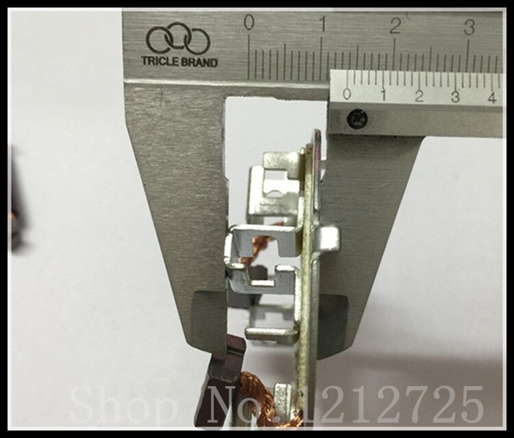 Motorcycle starter motor CG125 ATV CG150 moto carbon brush holder moto carbon brush holder